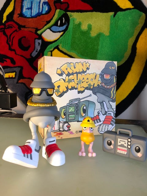 RUN DMCHEECH VINYL TOY - gray